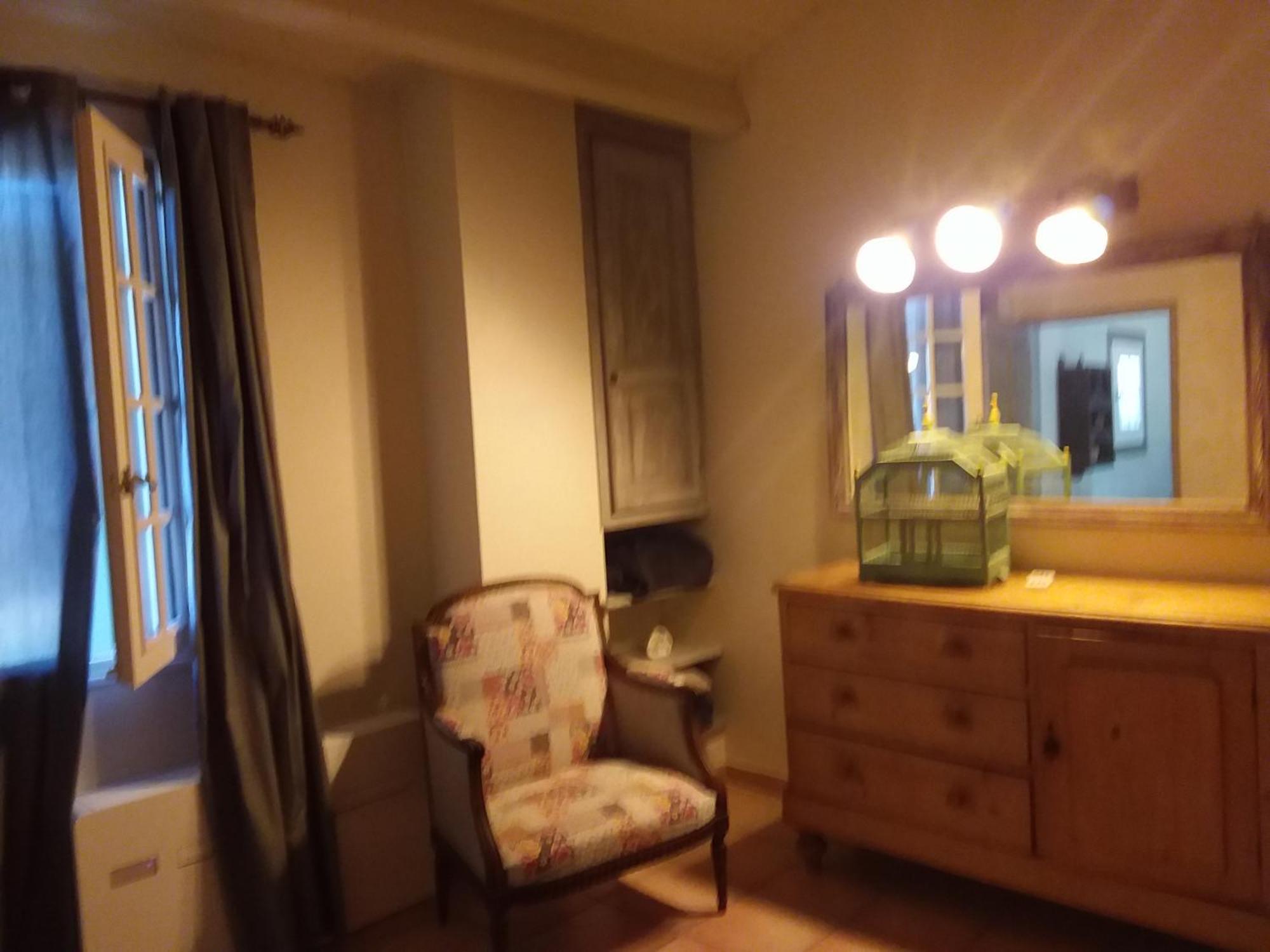 Chambre Pour 2 Personnes Avec Salle De Bain Privee Tourves Zewnętrze zdjęcie